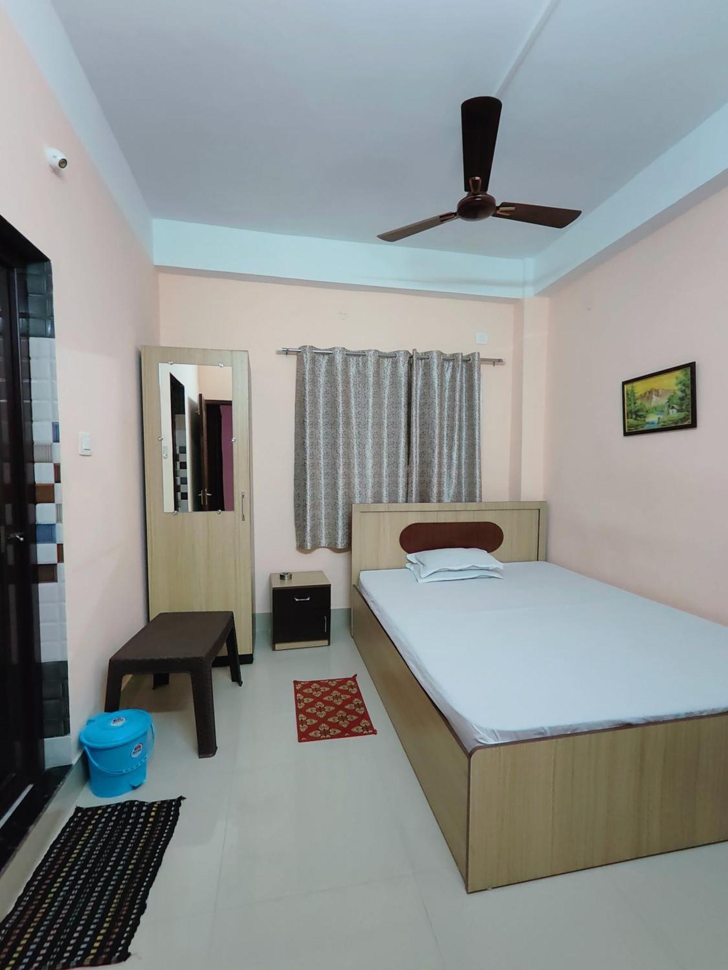 Gulab Lodge Siliguri Exterior foto